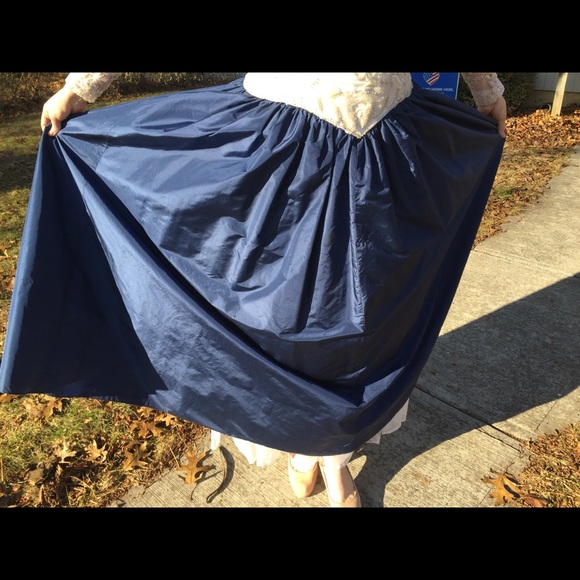 Cinderella ball gown - Picture 6 of 8